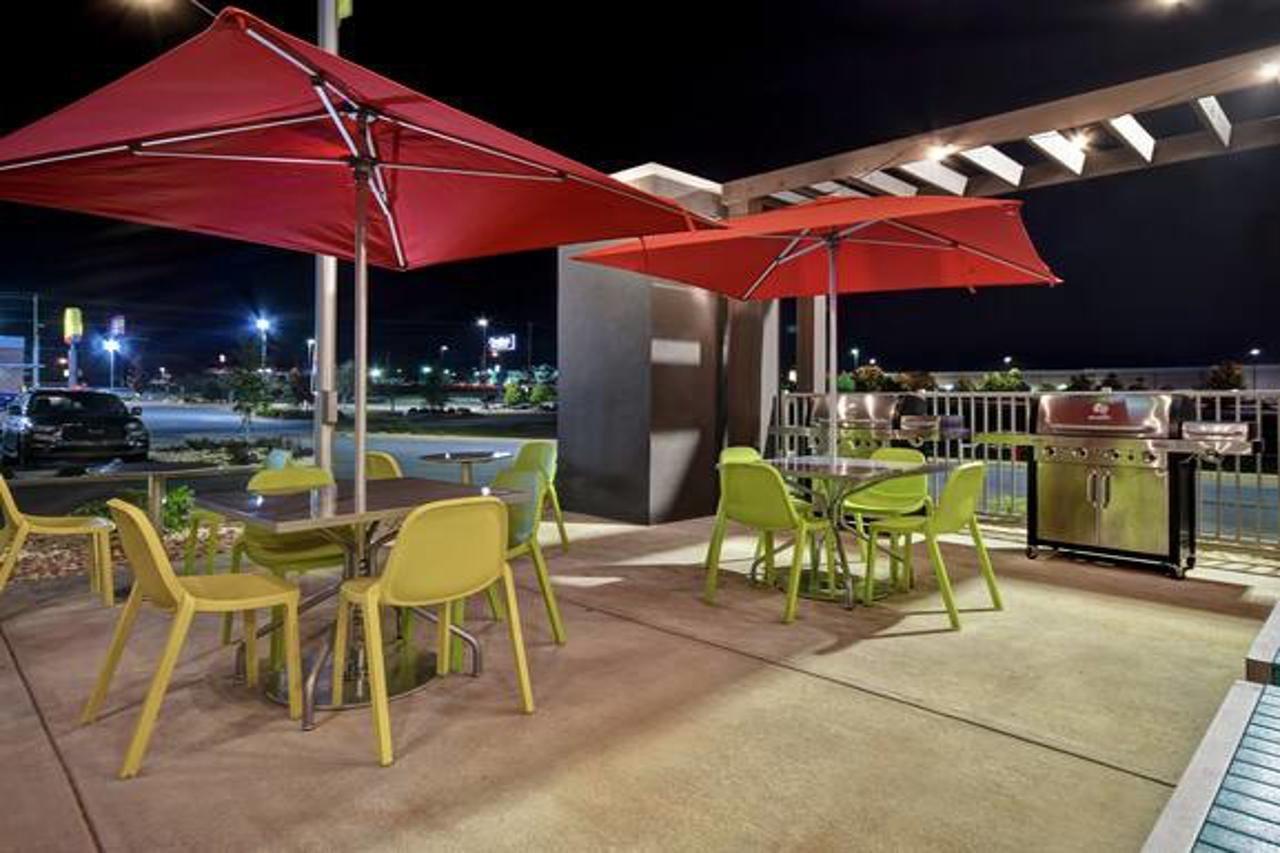 Home 2 Suites By Hilton Dothan Eksteriør billede